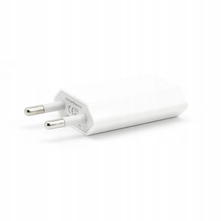wtyczka-sieciowa-usb-5v-detal-napisy